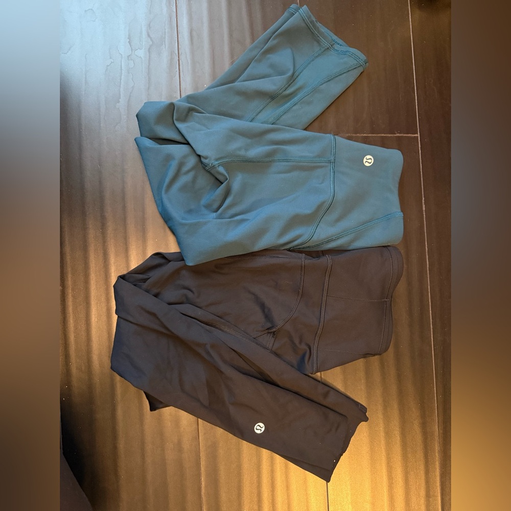 Bundle Lot of 2 lululemon size 2 crop leggings teal and black high rise EUC